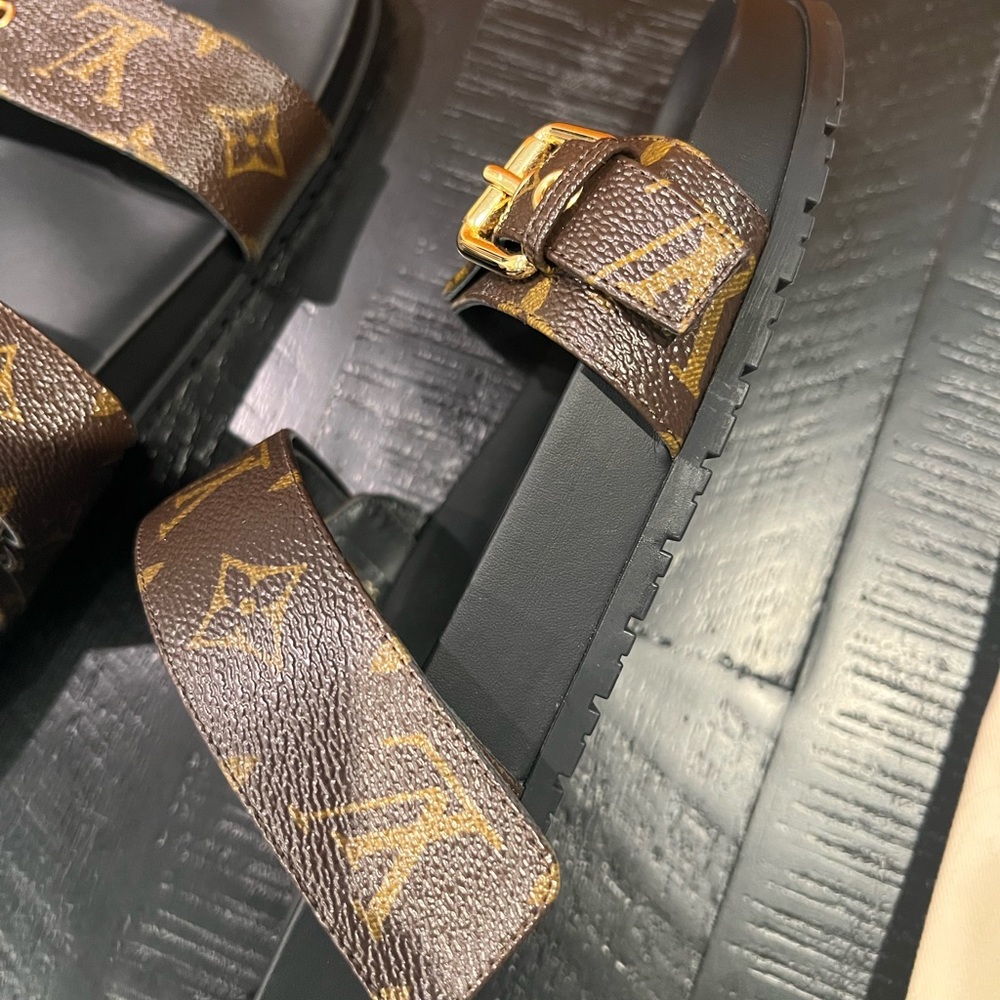 Louis Vuitton Bom Dia Flat Comfort Mule - Picture 3 of 9